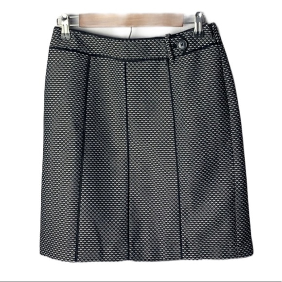 Ann Taylor Dresses & Skirts - Ann Taylor Skirt Black and White Midi Mini Length Work Size 4